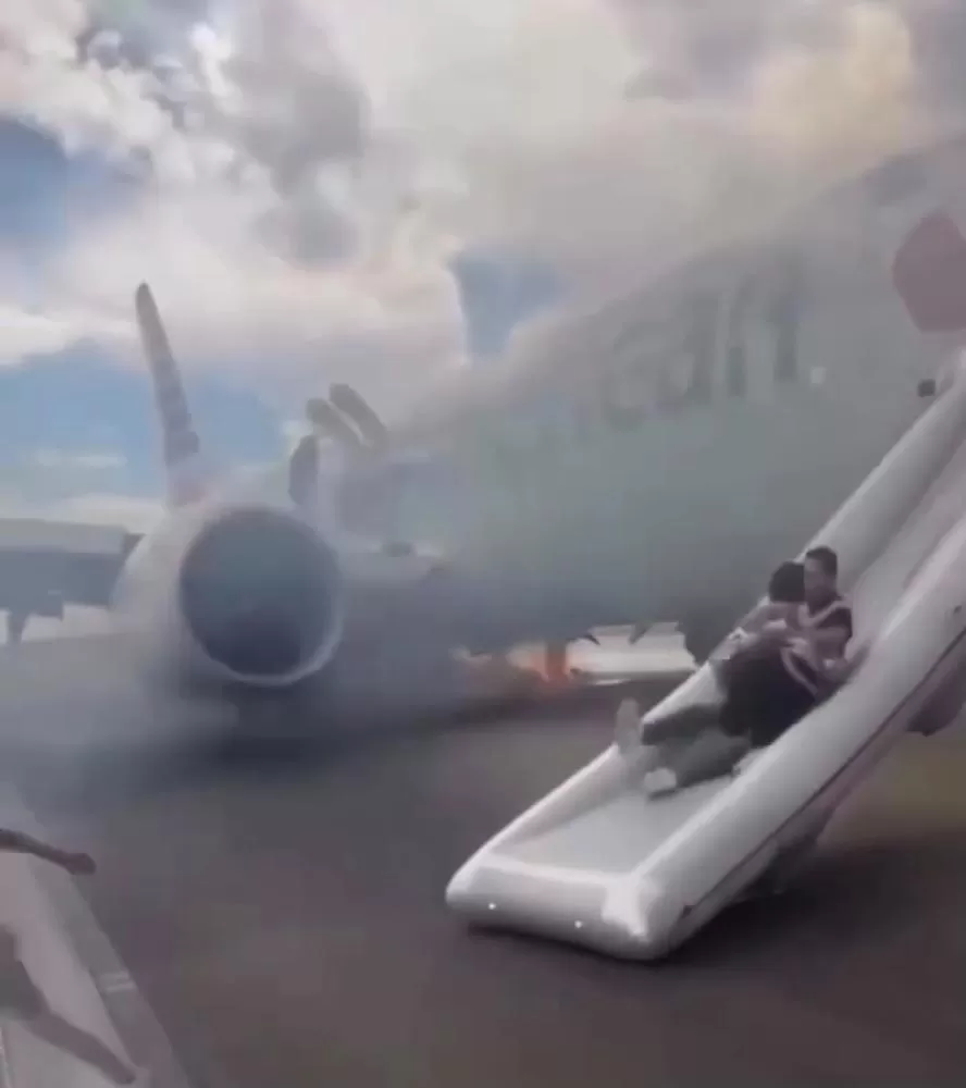 Vídeo de Boeing 737 MAX da American Airlines abortou decolagem após fumaça e fogo em Denver volta a repercutir
