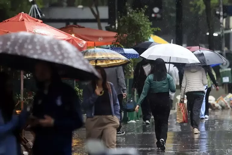 Nova frente fria traz alerta de tempestade e granizo para a Região Sul