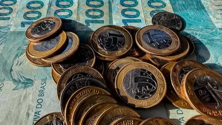 Expectativa da Selic reduz e Mercado aponta taxa básica de juros em 13,50% ao fim de 2026