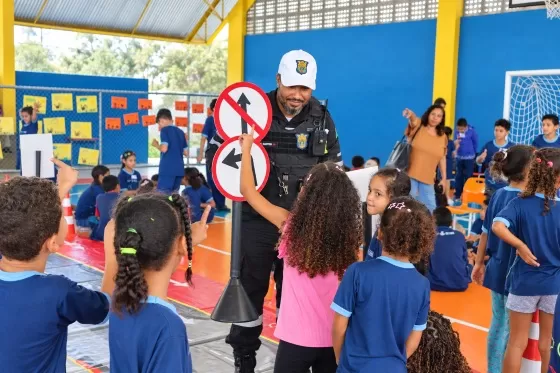 Lagoa Santa promove educação para o trânsito com estudantes da rede municipal