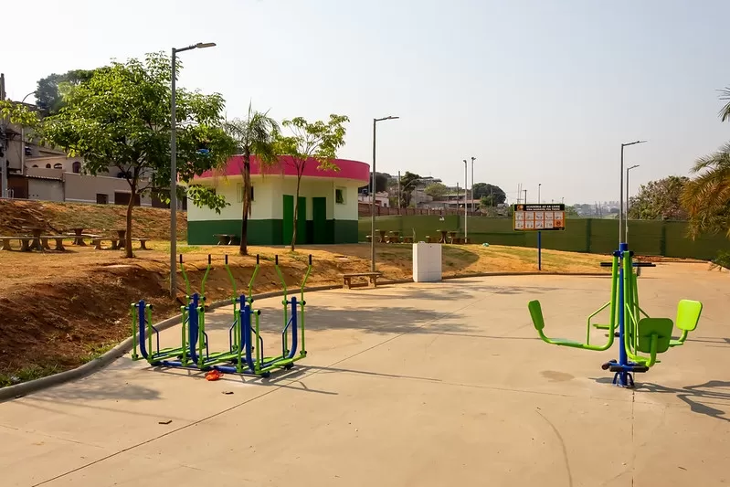 Contagem abre licitação para ocupação de dois quiosques na Praça do Divino
