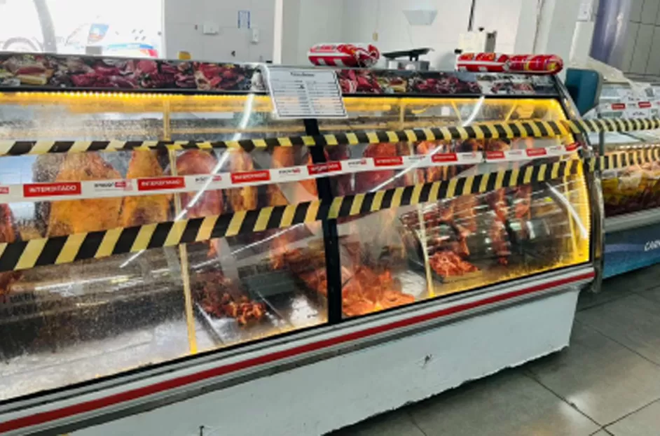 Procon-MPMG apreende mais de 640 quilos de alimentos impróprios