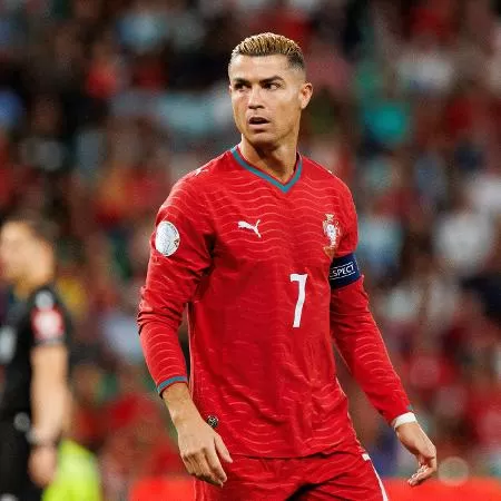 Cristiano Ronaldo deixa concentração de Portugal e promete revelar motivos