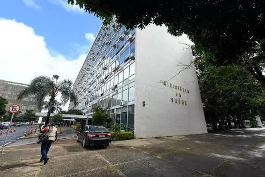 Brasil amplia estratégia para produzir imunoglobulina e outros medicamentos derivados do sangue