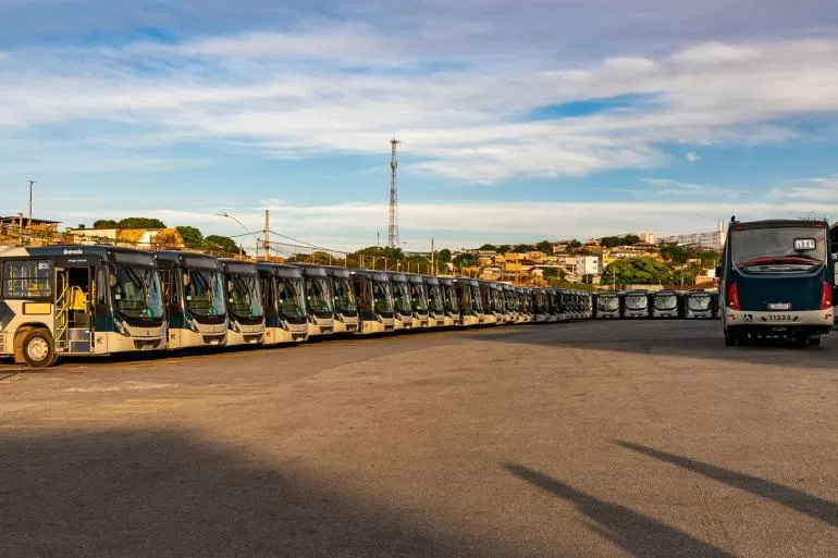 BH recebe 219 ônibus novos em 2026 e prevê mais 170 até o início de 2027