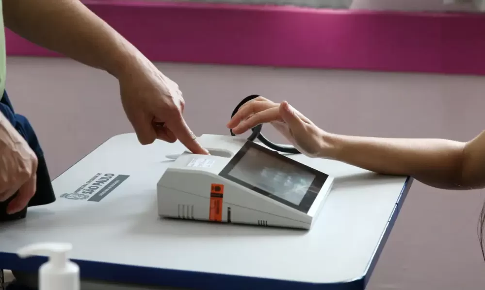 Eleitor sem biometria pode votar no segundo turno; veja quais documentos levar