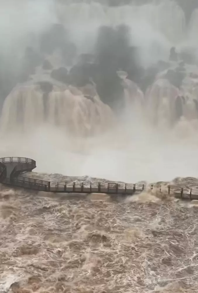 Cataratas do Iguaçu registram vazão de 9,5 milhões de litros por segundo