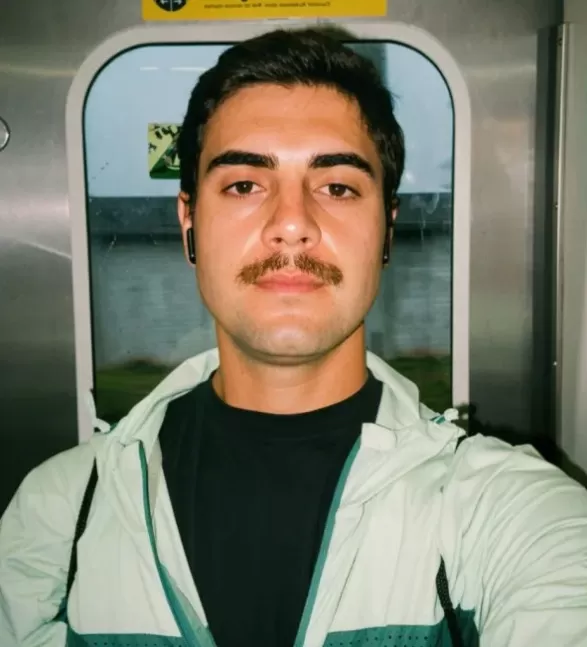 Estudante morre após ser espancado ao sair de evento político em Santos