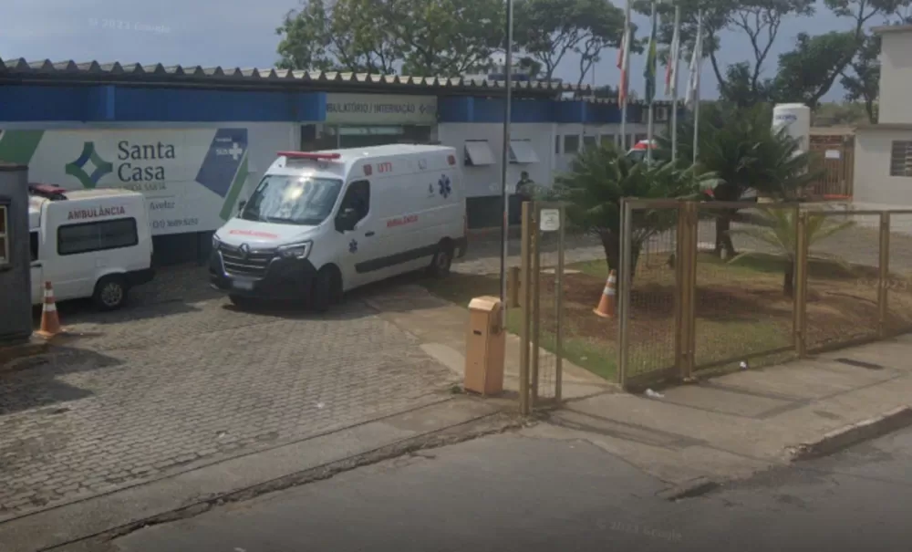 Criança morta com sinais de desnutrição em Lagoa Santa teria sido proibida de comer pelo padrasto como forma de castigo