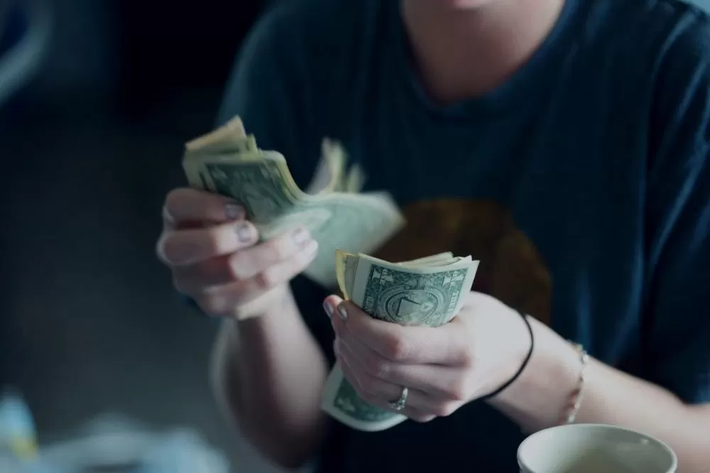 Dólar dispara 9,15% na semana e registra maior alta semanal desde 2008