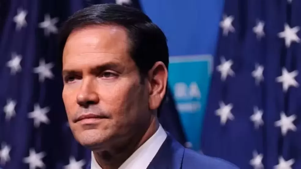 Marco Rubio diz que governo dos EUA não participou diretamente da saída de Flávio Bolsonaro do Brasil