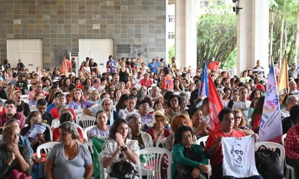 Professores podem entrar em greve caso PL do reajuste do IPSEMG seja pautado