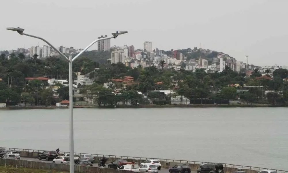 Corpo de homem é encontrado boiando na Lagoa da Pampulha na manhã desta segunda-feira