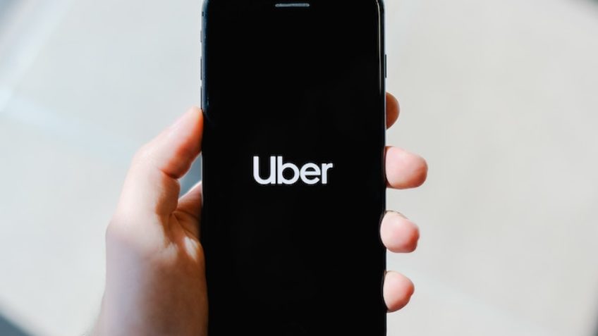 Uber expande para todo o Brasil recurso que grava passageiro