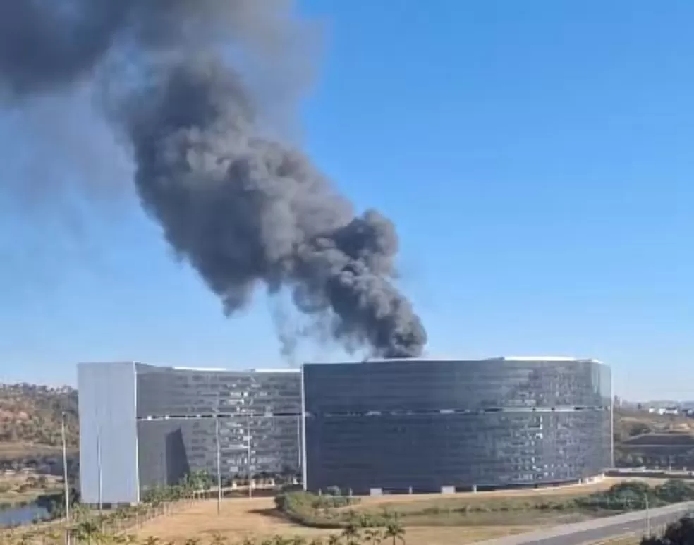 Após incêndio, Cidade Administrativa ficará dois dias sem ar condicionado