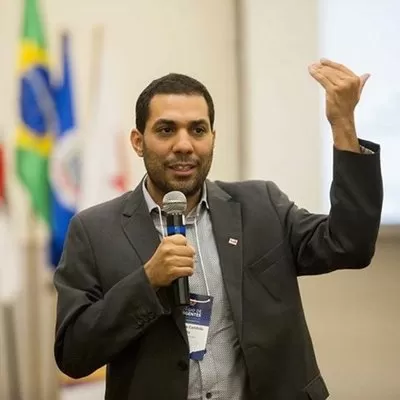 Raimundo Cândido Neto está forte na disputa pela presidência da OAB-MG; aponta pesquisa interna