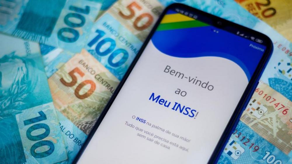 INSS começa a pagar primeira parcela do 13º nesta quarta-feira