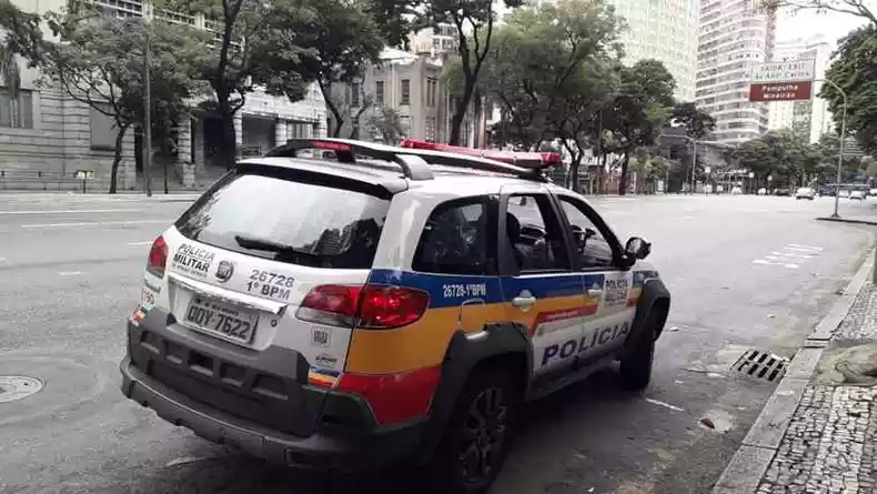 Homem marca encontro com menina de 13 anos e é linchado em rua de BH