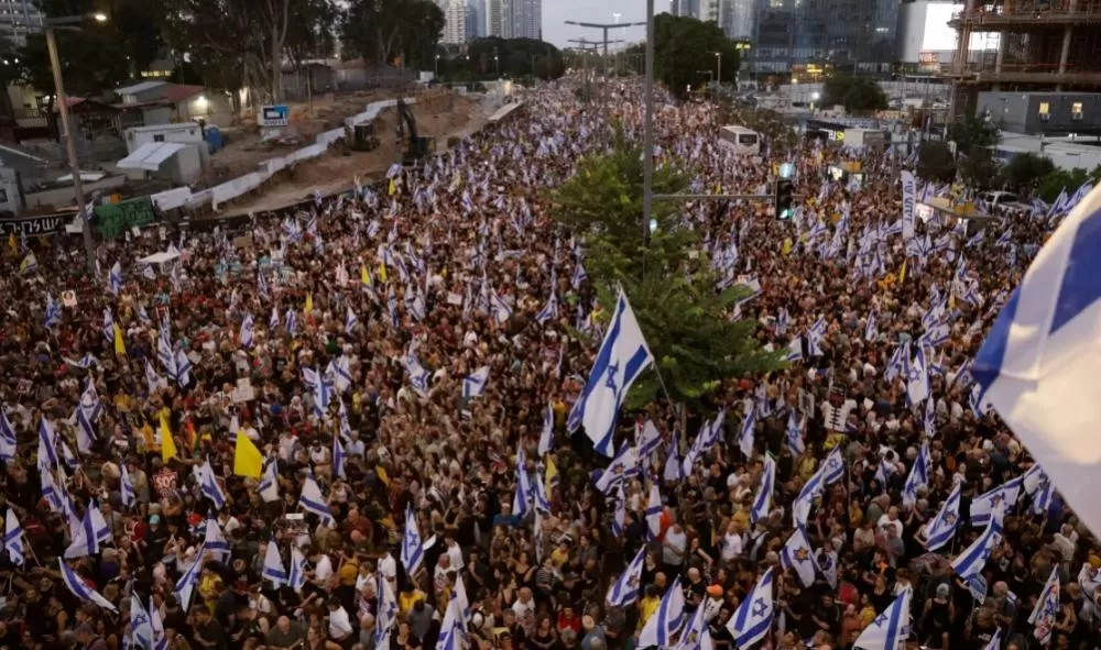 Greve geral em Israel paralisa voos e exige retorno de reféns de Gaza