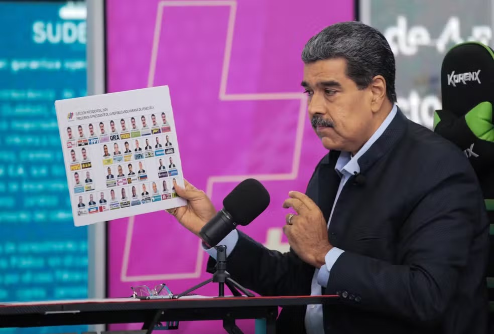 Cédulas de votação na Venezuela tem rosto de Maduro 13 vezes 