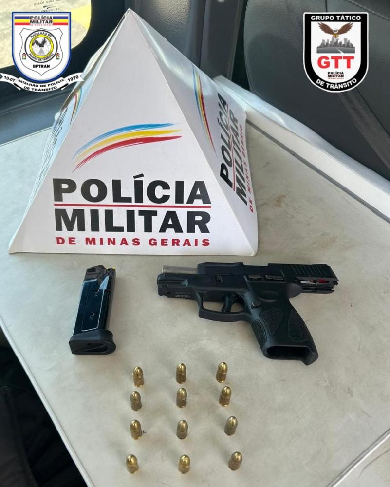 Polícia Militar prende suspeito e apreende arma em operação no bairro Morro Alto em Vespasiano