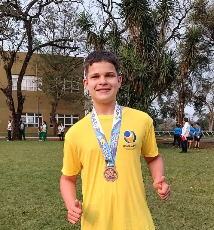 Arqueiro Pedro Pêsso Conquista Medalha de Bronze em Estreia Internacional na Argentina