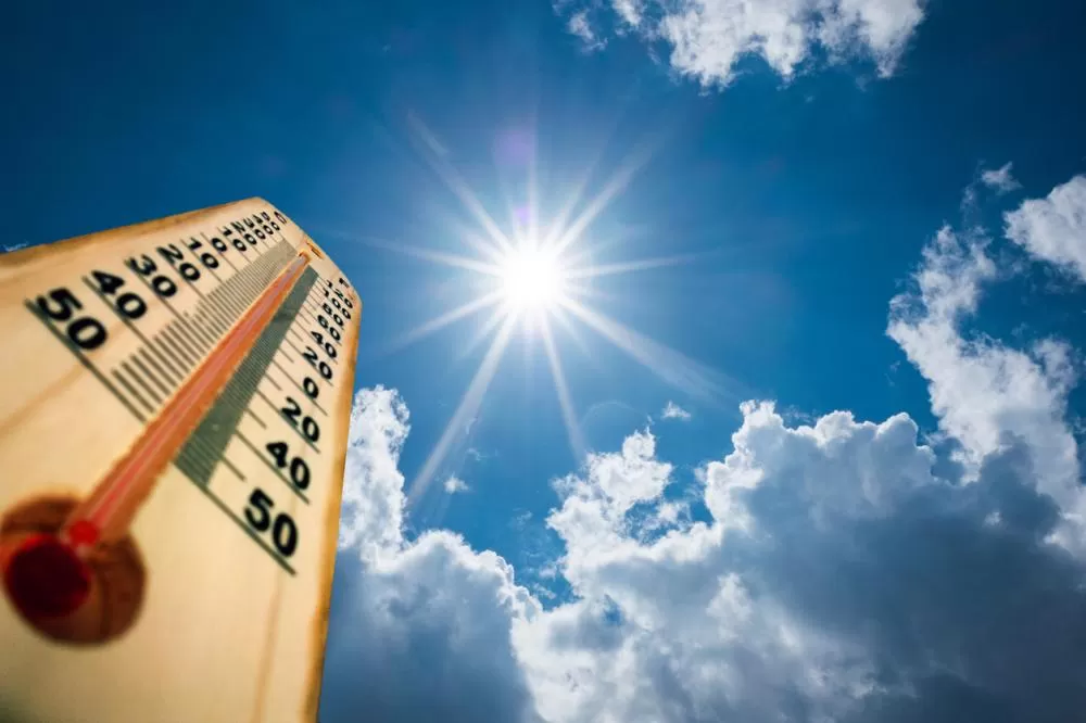 Calor intenso em BH termômetros podem chegar a 32 graus neste sábado