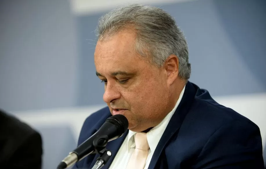 Pesquisa indica que eleições em Itaúna já pode estar definida. Com 62%, Gustavo Mitre tem ampla vantagem