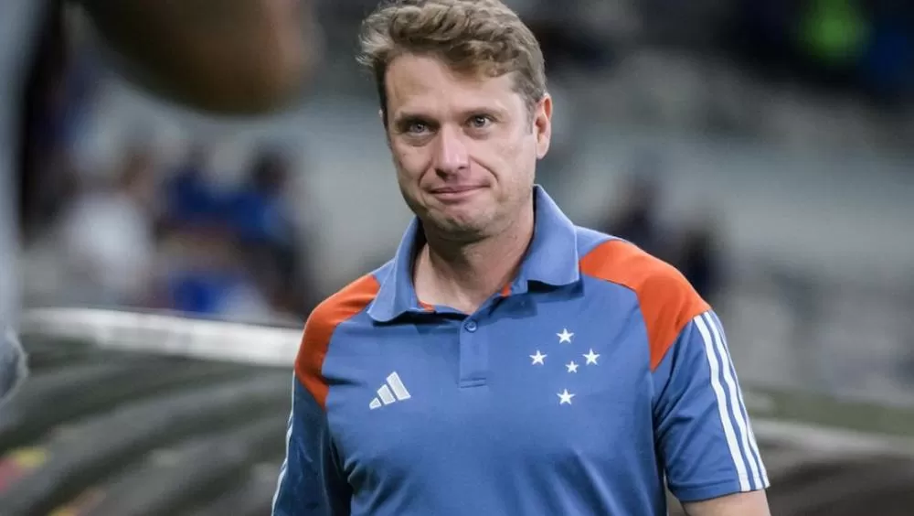 Cruzeiro demite Fernando Seabra após empate com o Cuiabá