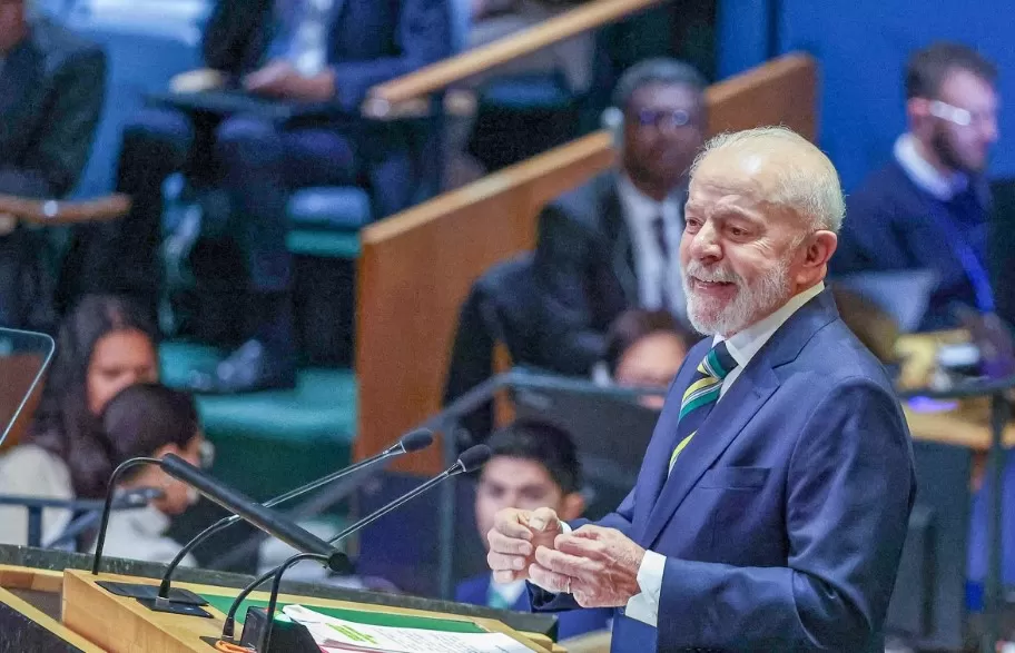 Com X suspenso no Brasil, Lula reforça pedido por regulação e responsabilização das redes digitais