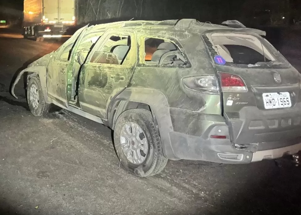 Três acidentes em sequência na MG-424 deixam uma pessoa ferida em Pedro Leopoldo