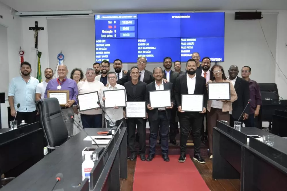 Câmara de Santa Luzia homenageia comunicadores com diploma de mérito “Carlos Dias”