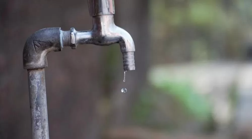 Moradores de Lagoa Santa enfrentam falta d'água por uma semana