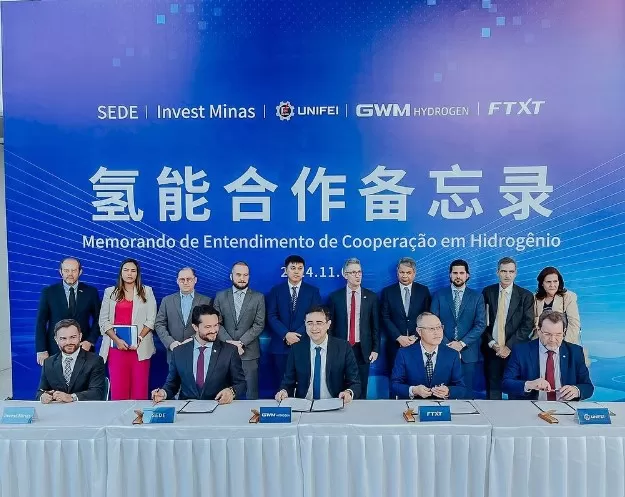 Prefeita de Vespasiano e governador Romeu Zema buscam investimentos na China