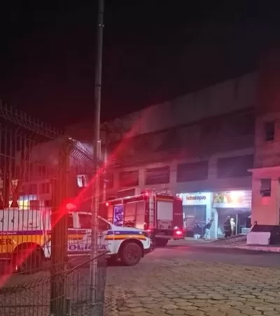 Incêndio atinge lanchonete do Scooby Doo em Lagoa Santa