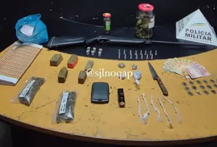 Tático Móvel prende mulher e apreende grande quantidade de drogas em operação no Morro Alto