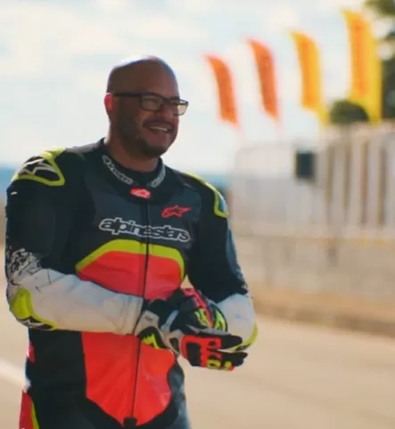 Investigador de Lagoa Santa é campeão em competição de motovelocidade e conquista título estadual