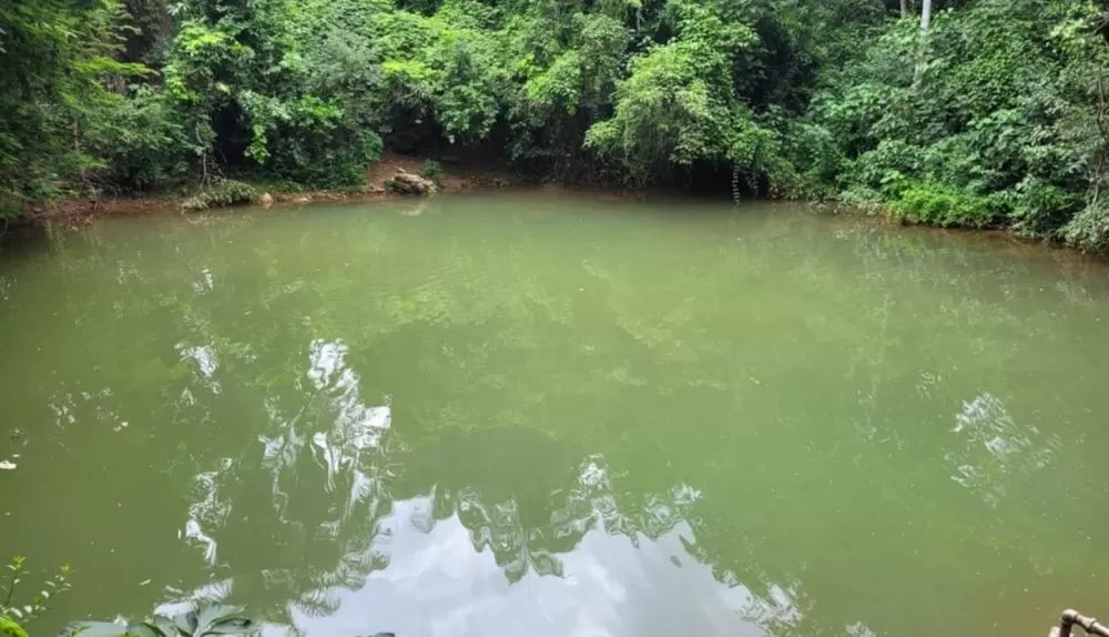 Homem morre após salto em cachoeira de MG; suspeita de choque elétrico