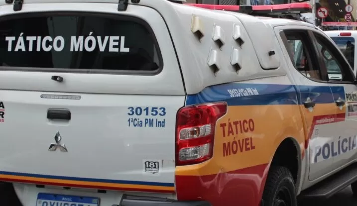 Irmãos são presos por suspeitas de tráfico e ameaças à própria mãe em Vespasiano