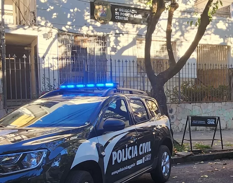 Dona de clínica veterinária é indiciada por erro de castração que levou à morte de cachorro na Grande BH