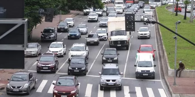 ALMG aprova adiamento da cobrança do IPVA para fevereiro