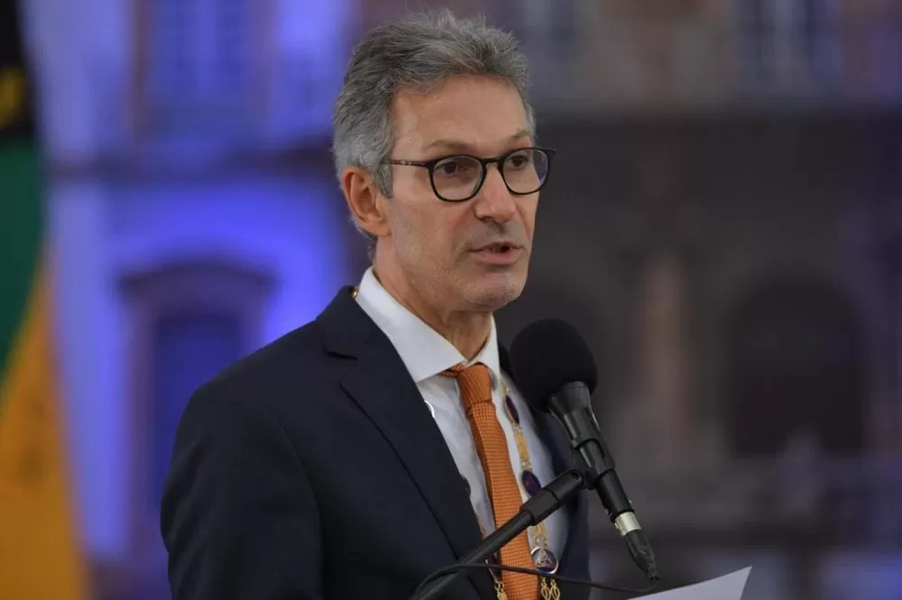 Zema faz campanha por pedágios em rodovias do Vetor Norte