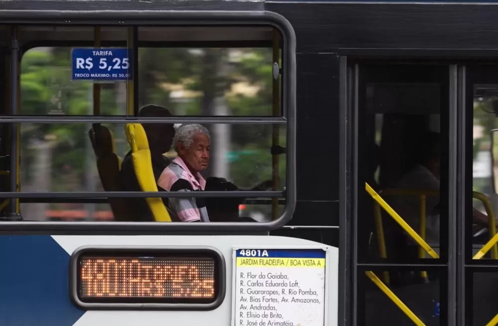 Passagens de ônibus e táxi lotação têm aumento em Belo Horizonte a partir de hoje