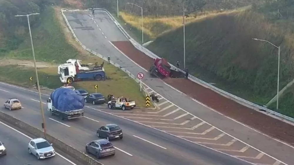 Área de escape do Anel Rodoviário em BH é reaberta após manutenção de uma semana