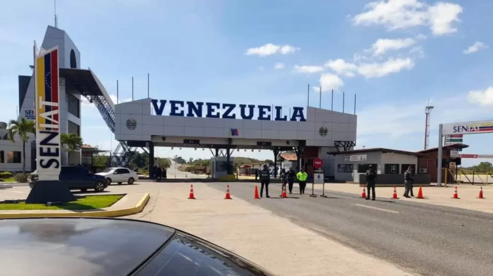 Brasil e Venezuela reabrem fronteira após fechamento temporário