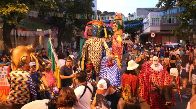 Pedro Leopoldo comemora 101 anos com festividades culturais e tradição do Boi da Manta