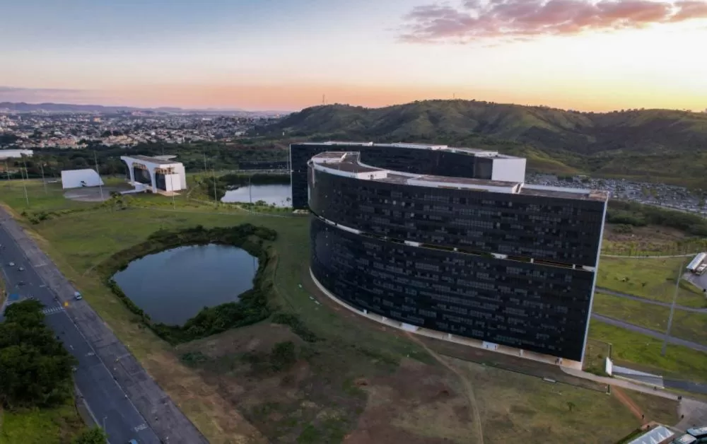 Governo de MG propõe reajuste geral de 3,62% para o funcionalismo