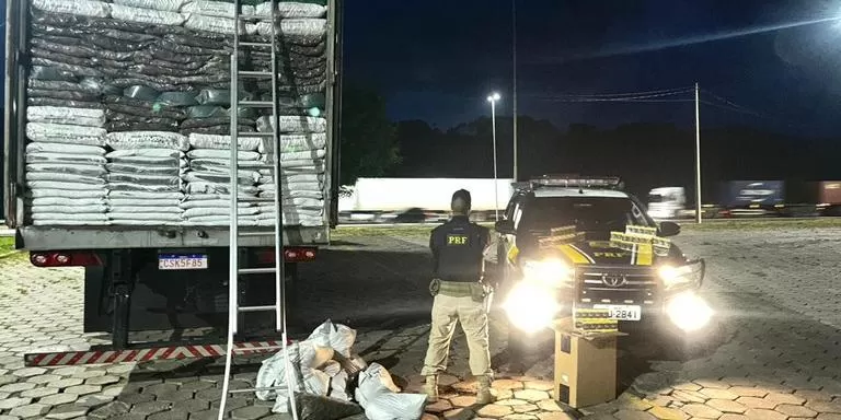 Polícia Rodoviária Federal apreende carretas com 1 milhão de cigarros contrabandeados em Minas