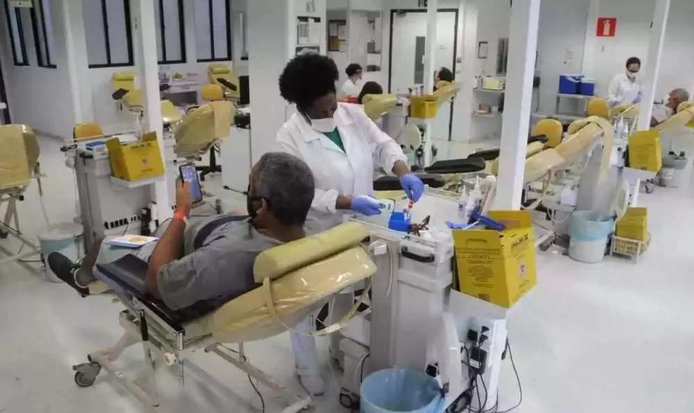 Hemominas adota inteligência artificial para otimização de coleta de doadores de sangue