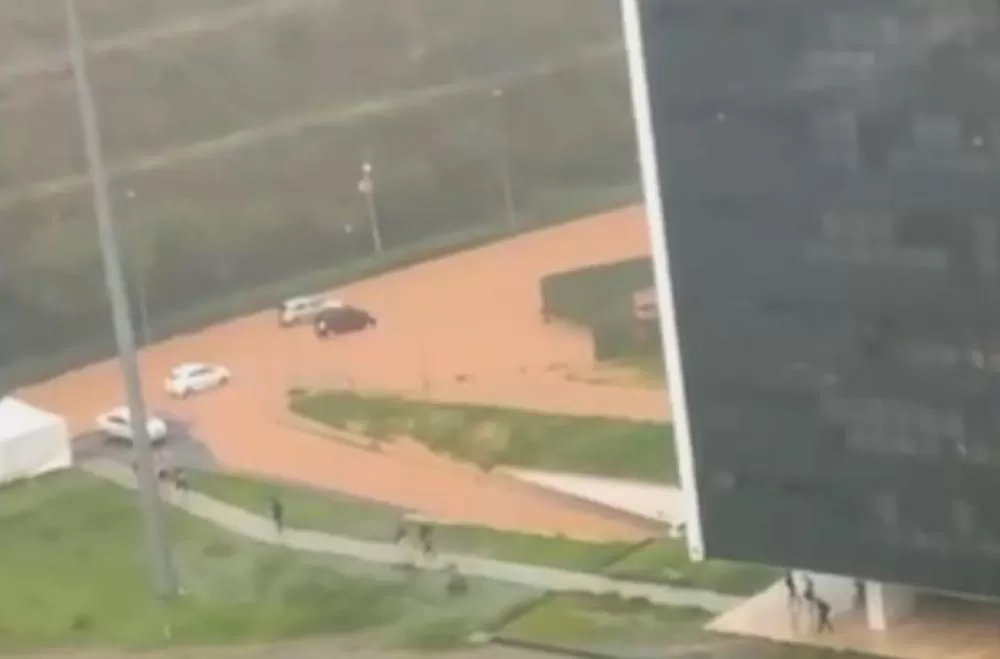 Temporal causa estragos na Cidade Administrativa e alaga salas e estacionamentos